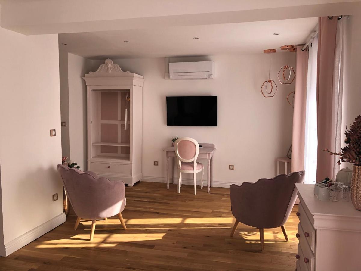 Le Coeur De La Bastide - Adult Only Bed & Breakfast Carcassonne Exterior photo